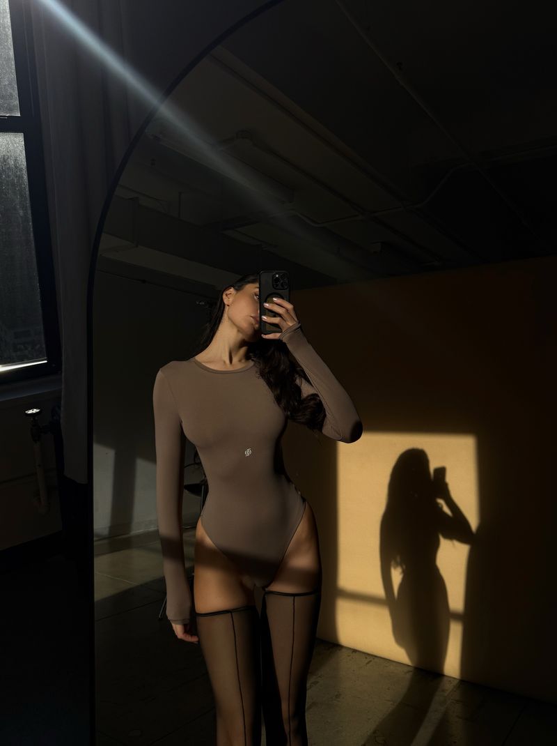 Second Skin Long Sleeve Crew-Neck Bodysuit Mushroom